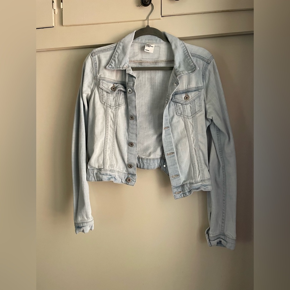 Cute H&M Jean jacket size small